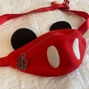 Mickey Mouse New York Edition Fanny Pack